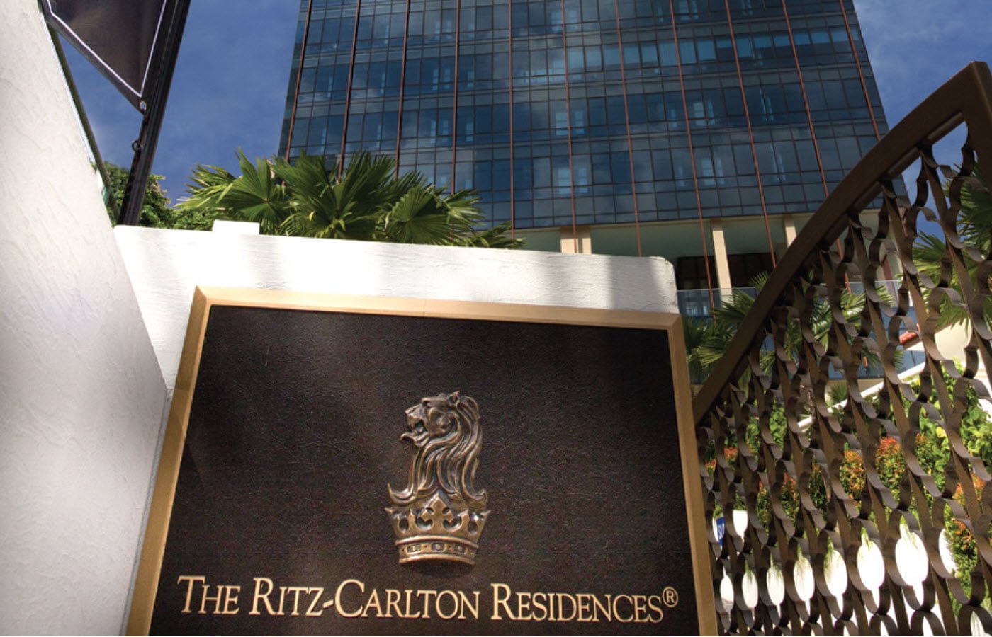 THE RITZ-CARLTON RESIDENCES